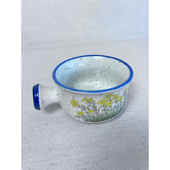 Vintage Floral Ceramic Cup | Cottagecore Retro Mug | Hand-Painted Yellow Flowers - Picture 6 of 8